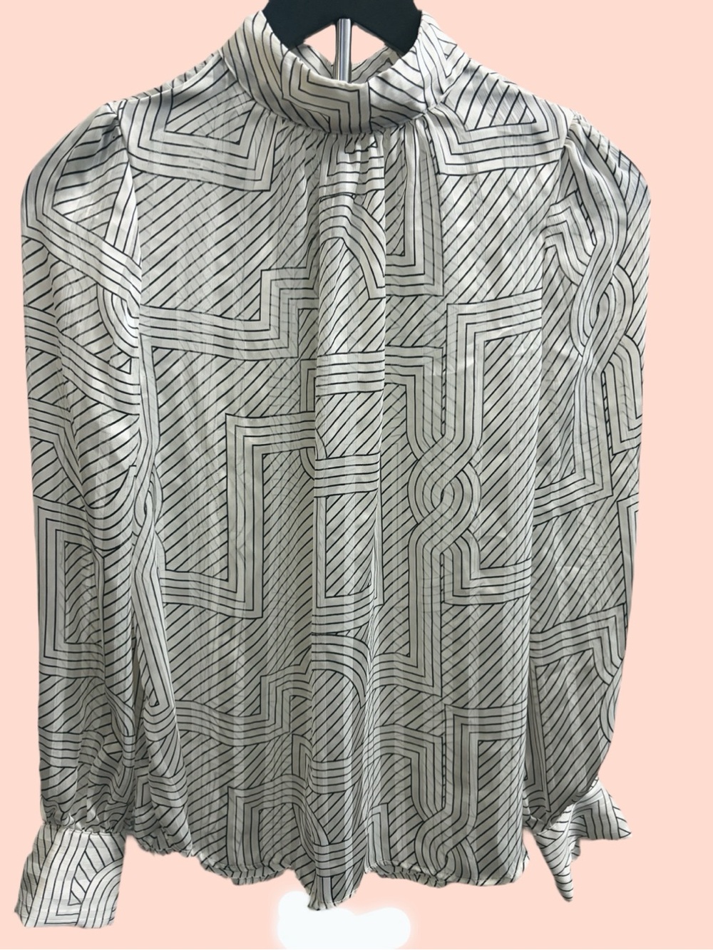 H&M White and Black Geometric Blouse